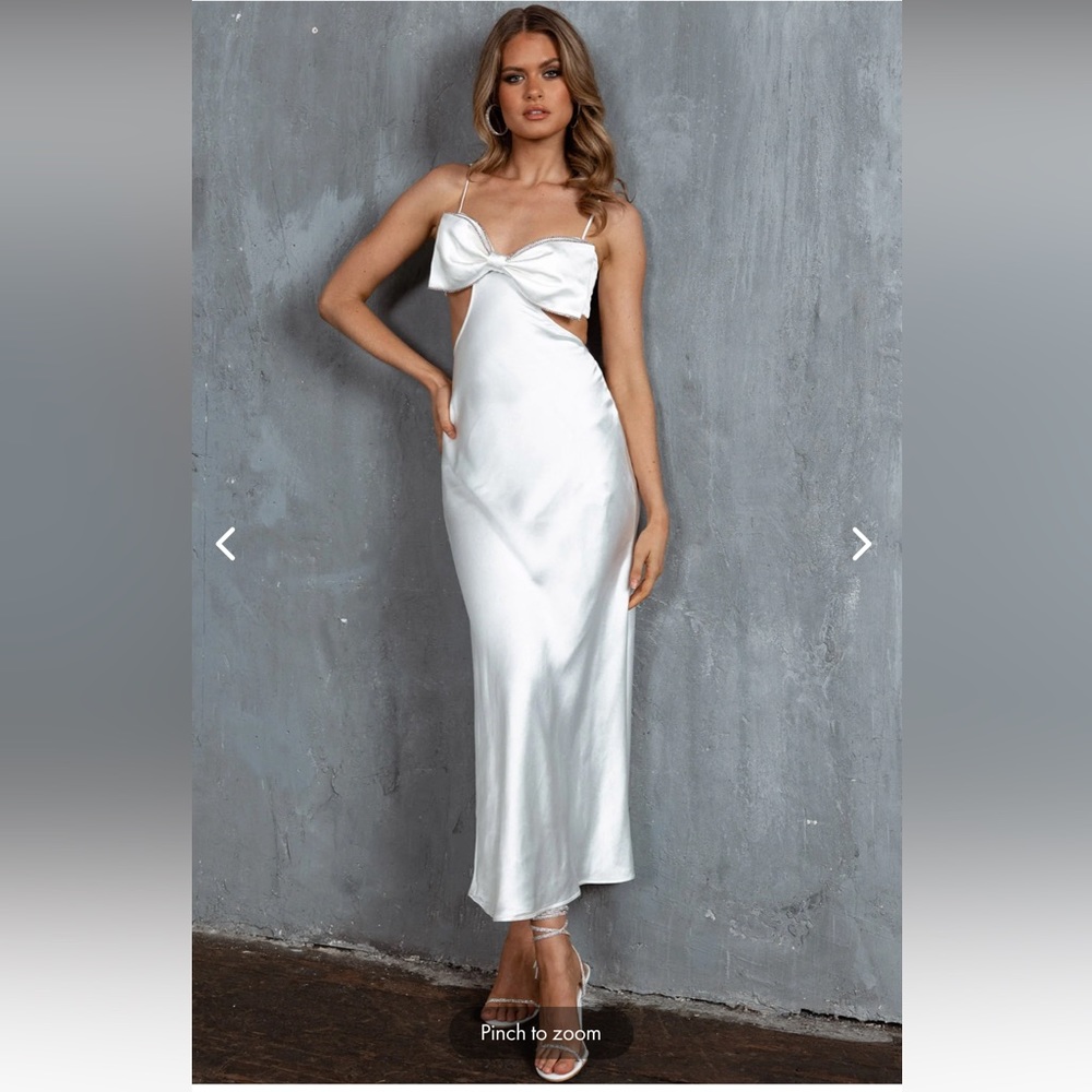 Aurelia Diamanté Bow Maxi Dress - White